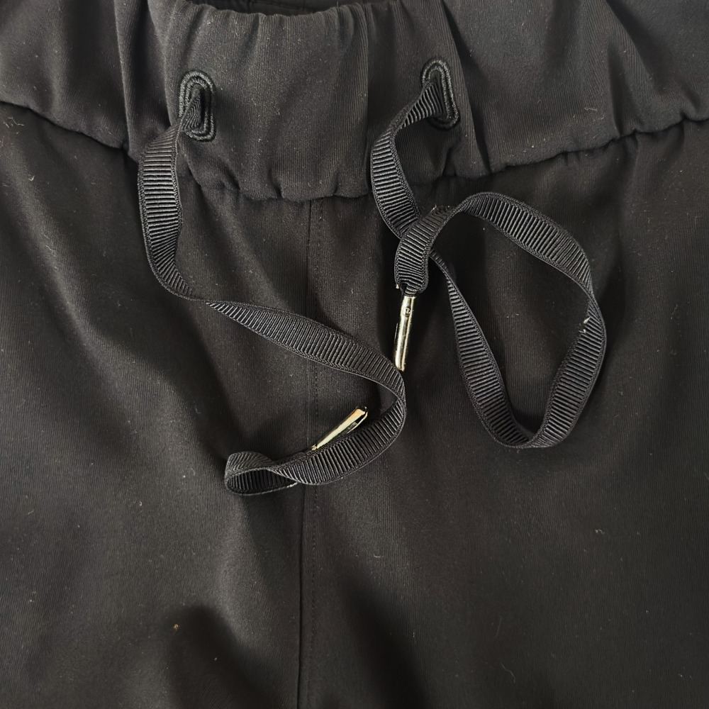 Lululemon On the Fly 7/8 Pant Black Luxtreme 10 - Picture 5 of 6